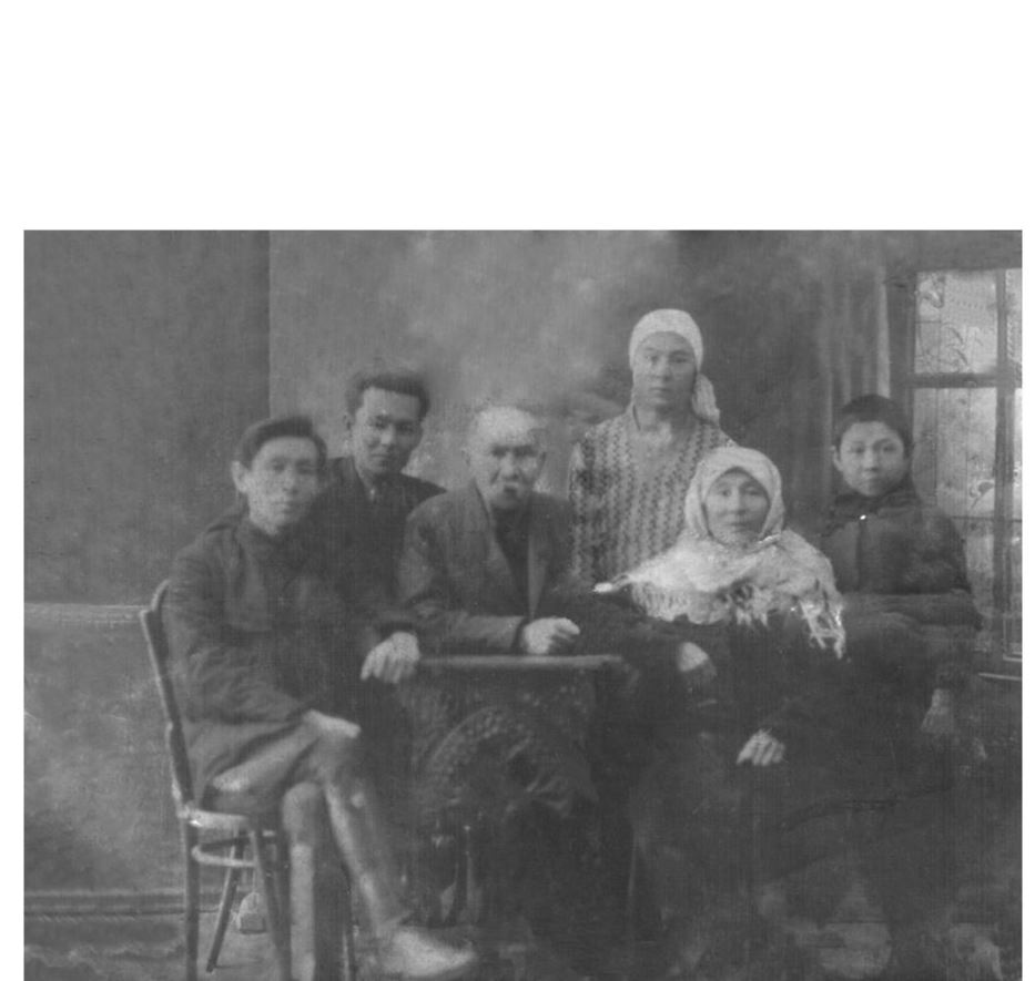 الاش تۋرالى پەسانىڭ اۆتورى