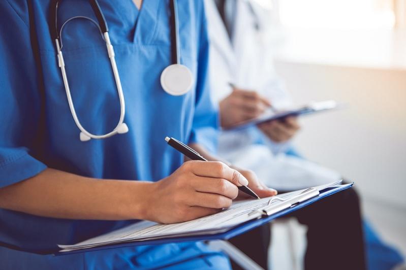 شىمكەنتتە ىندەتپەن كۇرەسىپ جاتقان مەديتسينا ماماندارىنا قوسىمشا سىياقى بەرىلدى