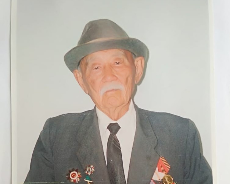 جاۋىنگەر - بايلانىسشى