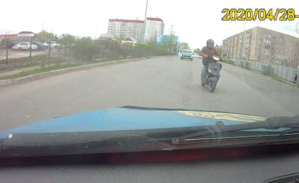 ەركە مە, ەسەر مە... ايتەۋىر ءبىر ەسسىز