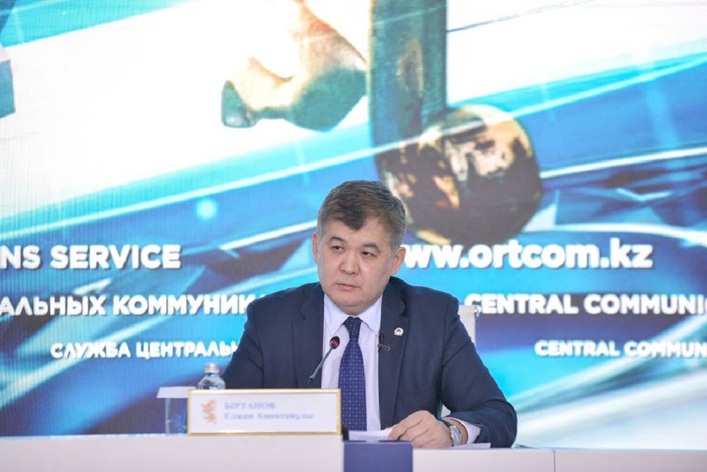 مەديتسينا قىزمەتكەرلەرىنىڭ ءال-اۋقاتىن ەستەن شىعارمايمىز - مينيستر