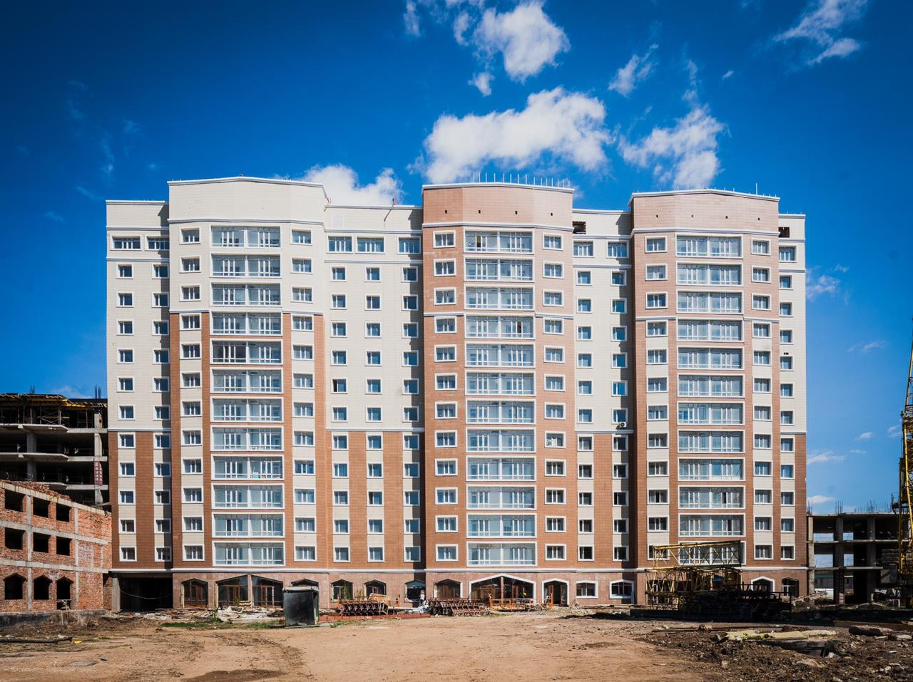 نۇر-سۇلتاندا قۇرىلىسى ۇزاققا سوزىلعان 500 مىڭ شارشى مەتر ءۇي اياقتالادى