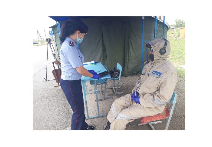 بەكەتتەگى پوليتسەيلەرگە پسيحولوگيالىق كومەك كورسەتىلەدى