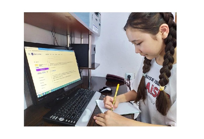 شىمكەنتتىك وقۋشىلار ونلاين وقۋدا ەلىمىز بويىنشا الدا كەلەدى