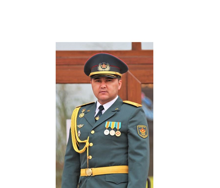 الاش ساربازىنىڭ ايبىنى اسقاق!