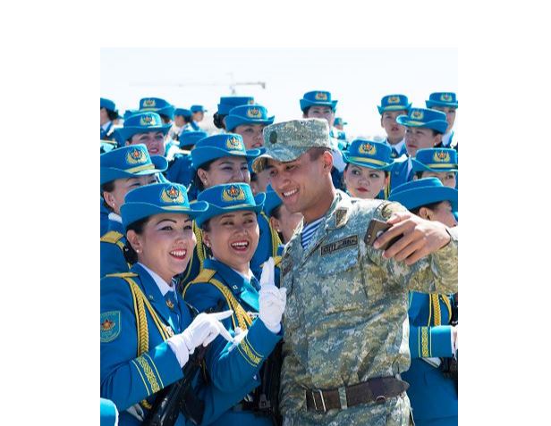 قارۋلى كۇشتەر قاتارىنداعى قاراكوزدەر