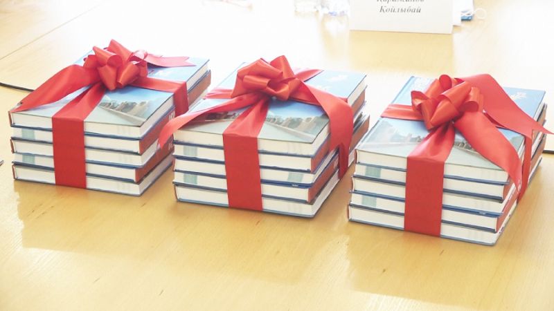 «تاعزىم-5» كىتابىنىڭ تۇساۋى كەسىلدى