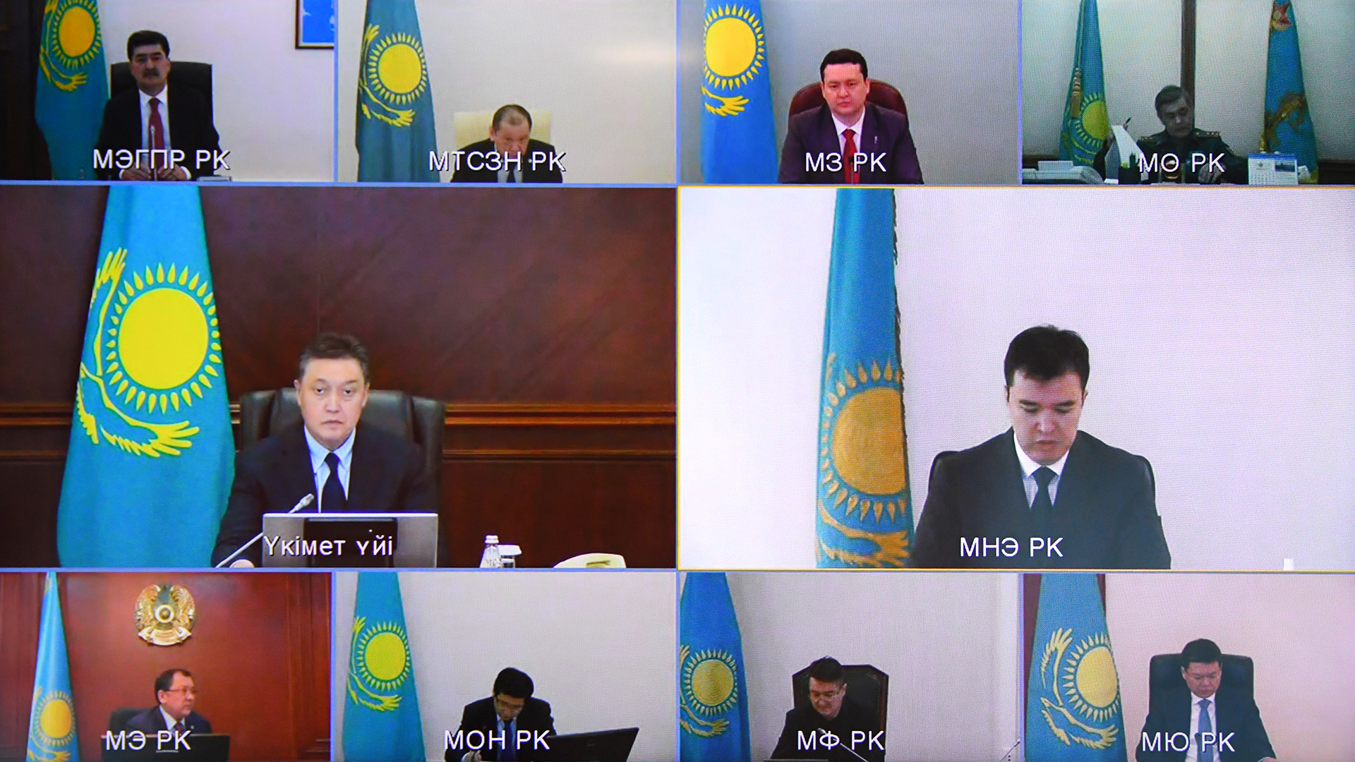 الداعى كەزەڭدەگى باسىم مىندەت ەكونوميكانىڭ جاڭا قۇرىلىمىن قالىپتاستىرۋ بولادى — ا. مامين