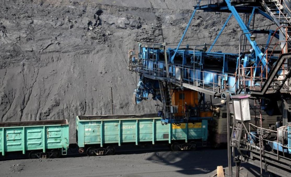 «بوگاتىر كومىر» جشس بىلتىر 44 ملن توننا ەنەرگەتيكالىق كومىر ءوندىردى