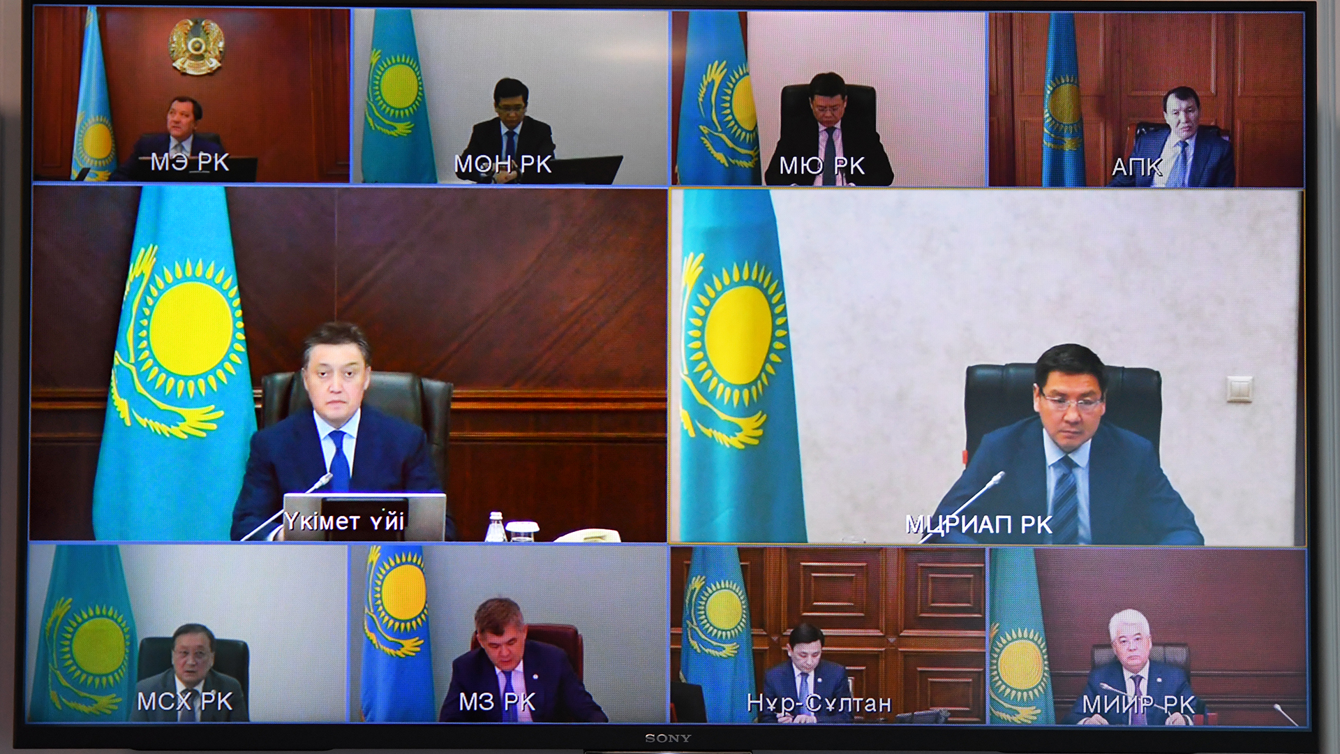 ا. مامين وڭىرلەرگە «اقىلدى قالالار» ەتالوندىق ستاندارتىن ساپالى ەنگىزۋدى تاپسىردى