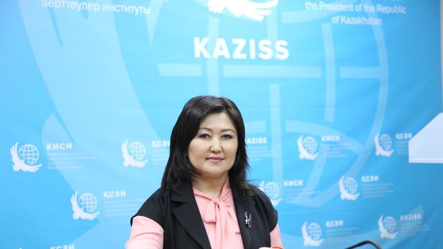 الەمدىك تاجىريبە نازارعا الىنادى