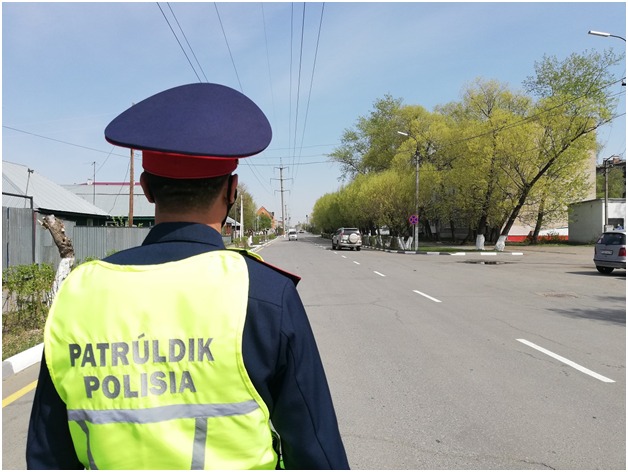 كولىككە ماس بولىپ وتىرۋ كوبەيىپ بارادى