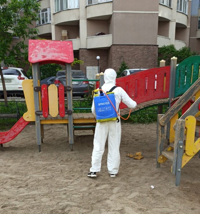 الماتىدا كۇن سايىن 450-دەي ادام دەزينفەكتسيا ىسىمەن اينالىسادى