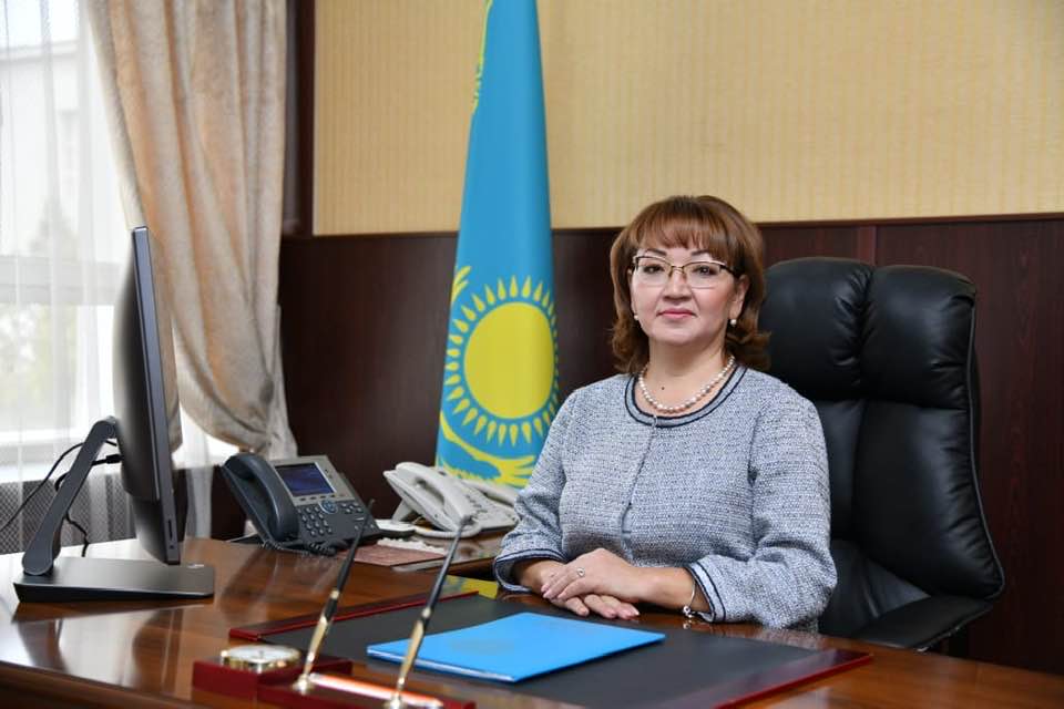 قاشىقتان وقىتۋ پەداگوگپەن كۇندەلىكتى قارىم-قاتىناستى الماستىرا الا ما؟