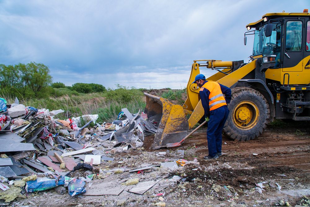 نۇر-سۇلتاندا قۇرىلىس قالدىقتارى پوليگونى سالىنادى