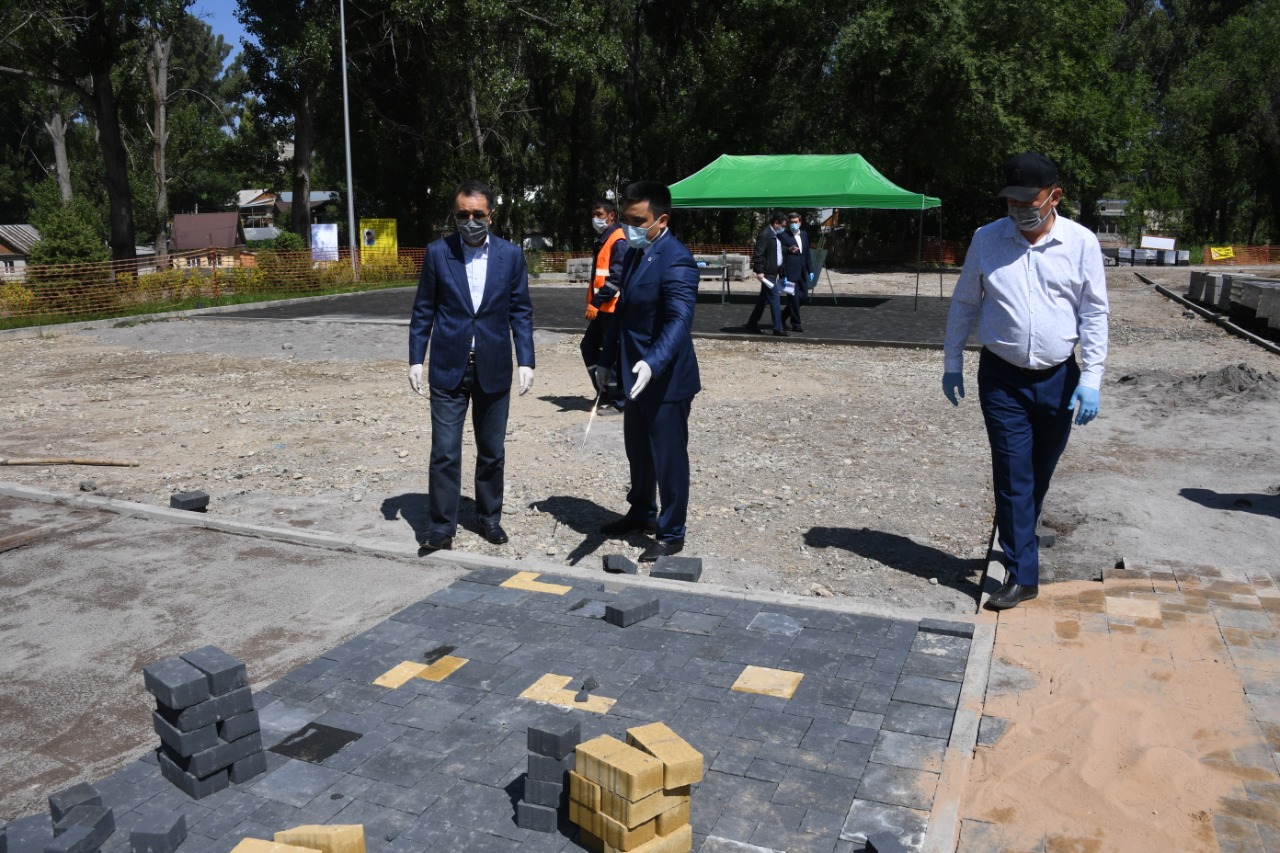 الماتى اكىمى قالاداعى جەتىسۋ اۋدانىنىڭ اباتتاندىرىلۋىن تەكسەردى