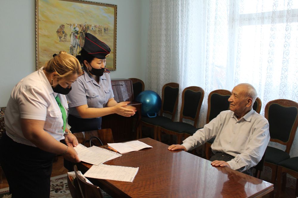 قىزىلوردا: تۇرعىنداردى قۇجاتتاندىرۋدا كىدىرىس جوق