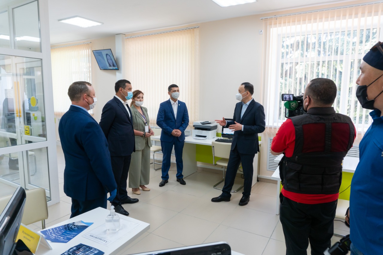 قوستاناي وبلىسىندا ەكى بىردەي «كومەك الاڭى» كەڭسەسى اشىلدى