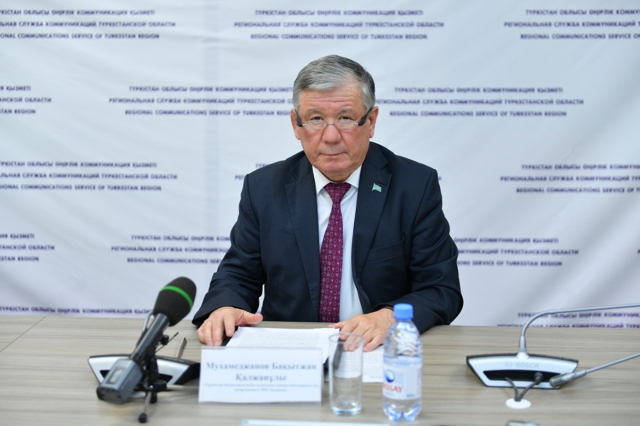 تۇركىستان: مۇعالىمدەر مىندەتىنە كىرمەيتىن جۇمىسقا تارتىلمايدى