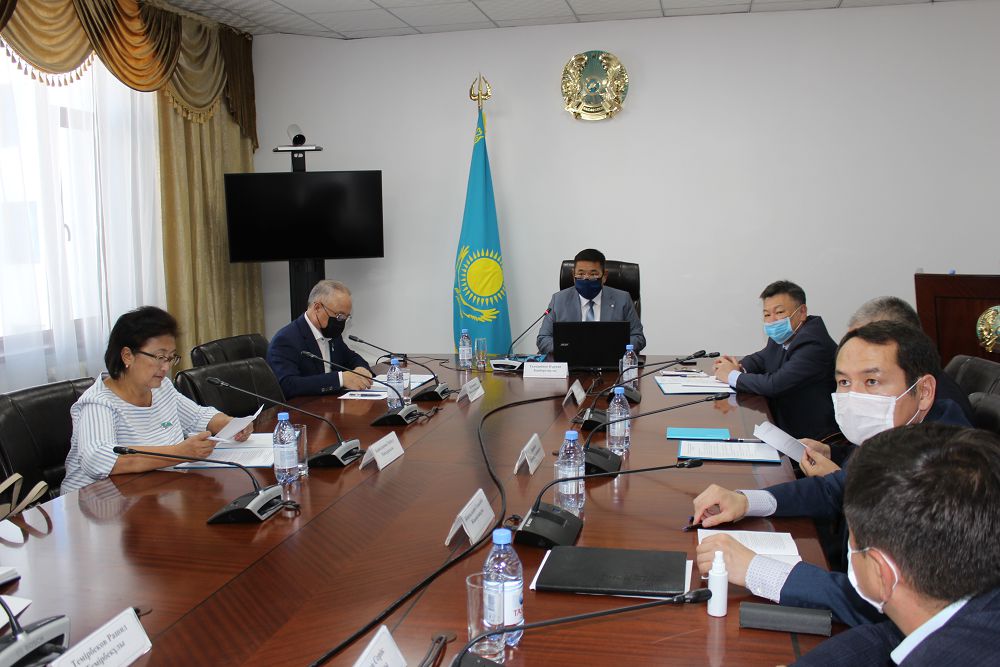 مەملەكەتتىك قىزمەتكەر جۇمىستان ۋاقتىلى قايتۋى ءتيىس