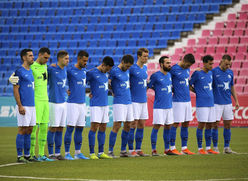 قپل ءبىر كومانداعا ازايدى