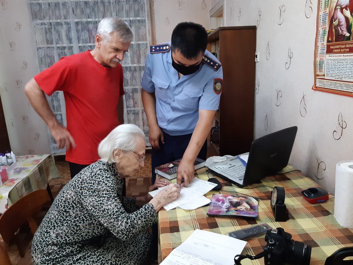 ارداگەرلەردىڭ جەكە كۋالىكتەرىن قايتا راسىمدەۋگە كومەكتەسۋدە