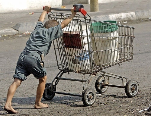 ەڭبەك مينيسترلىگى بالالار ەڭبەگىن زاڭسىز پايدالانباۋعا شاقىرادى