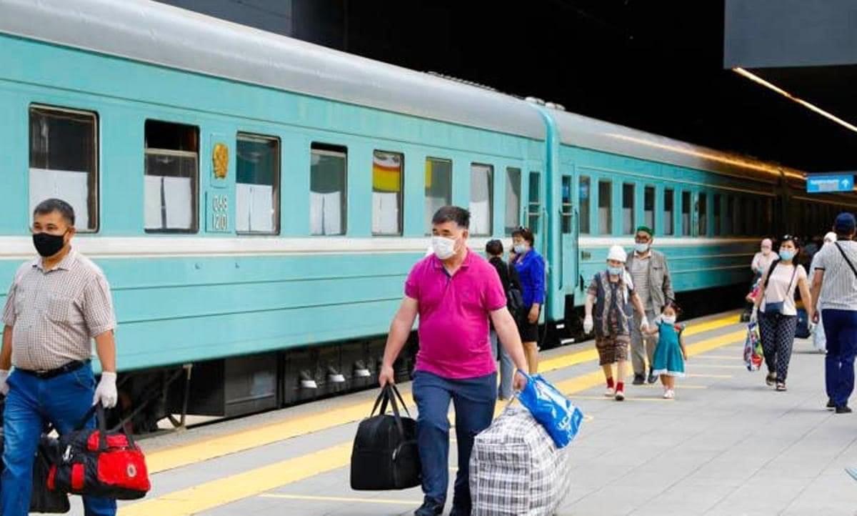 شىمكەنتتىڭ تەمىر جول ۆوكزالىندا سانيتارلىق تالاپ كۇشەيتىلگەن