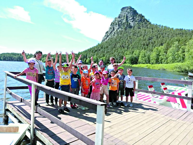 بالالار لاگەرىنىڭ باعى جانباي تۇر