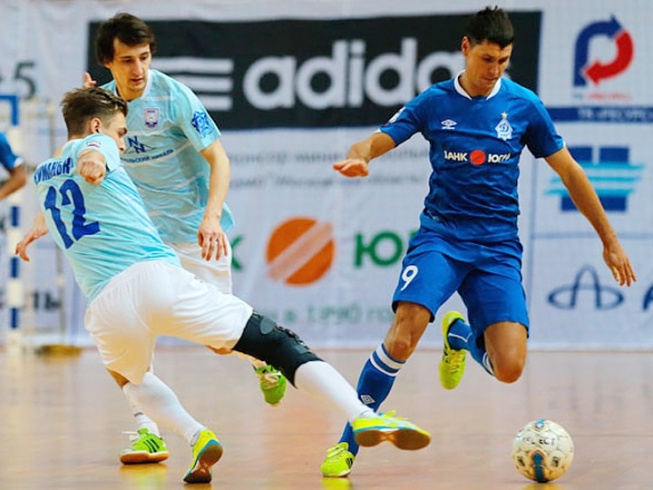 داڭقتى "دينامو" كلۋبى تاراپ كەتتى