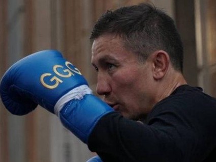 گولوۆكين كەلەسى جەكپە-جەگىنە دايىندىقتى باستادى