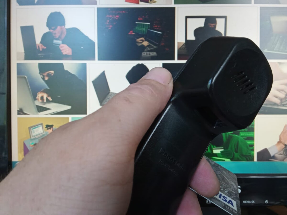 سقو پوليتسەيلەرى جىل باسىنان 29 ينتەرنەت-الاياقتىقتى اشتى