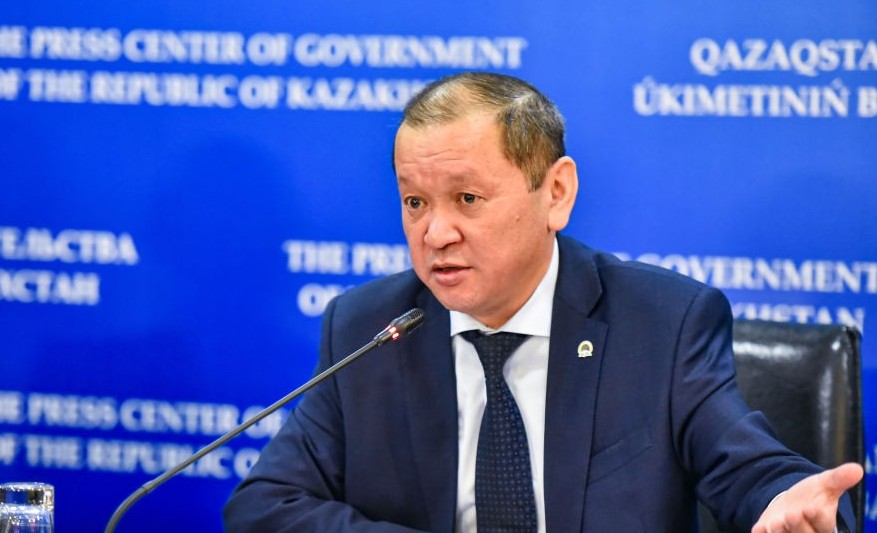 قىزمەتكەرلەر ءوز ەسەبىنەن پتر-تەستتەن وتۋگە مىندەتتى ەمەس - مينيستر