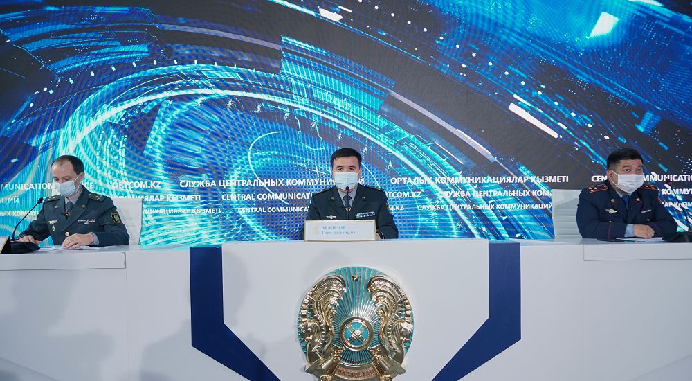 قازاقستان شەكاراسىنان كىمدەر كەدەرگىسىز وتە الادى؟