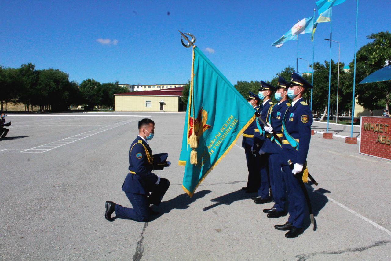 اسكەري وقۋ ورىندارىندا وفيتسەرلەر مەن سەرجانتتاردىڭ شىعارىلىمى ءوتتى