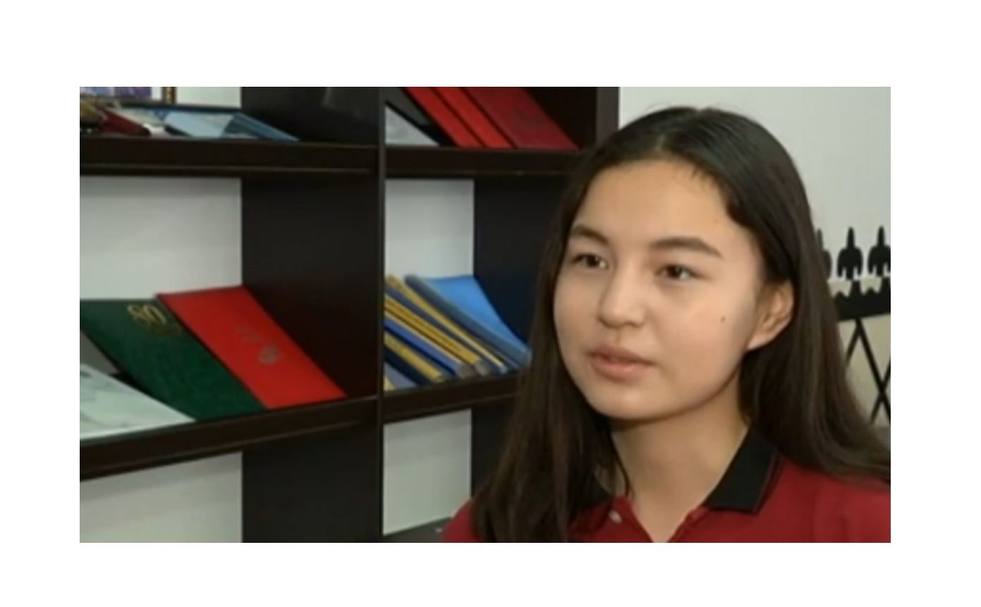 اقش-تىڭ ءتورت  ۋنيۆەرسيتەتىنەن شاقىرتۋ العان وقۋشى تاڭداۋ جاسادى