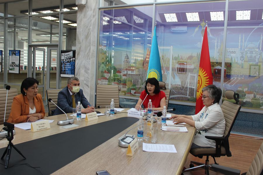 قىرعىزستاندا ءال-فارابي ءپانىن وقىتۋ ۇسىنىلدى