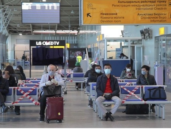 ەلىمىزدە 1 مامىردان بەرى ۇشاقپەن 400 مىڭنان اسا جولاۋشى تاسىمالداندى