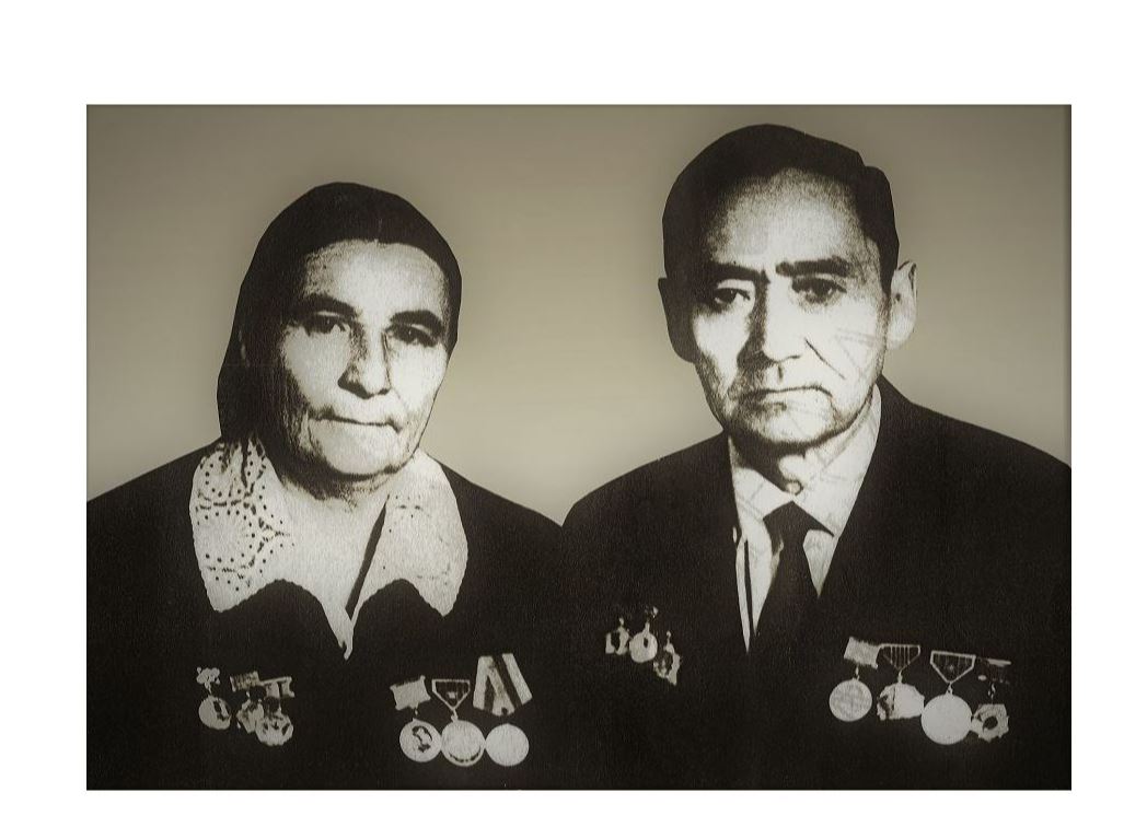 قازاعىنا قىزمەت قىلعان قايراتكەر ء(شارىپ وتەپوۆتىڭ قوبدا بەتى قازاقتارى اراسىنداعى ساياسي قىزمەتى)