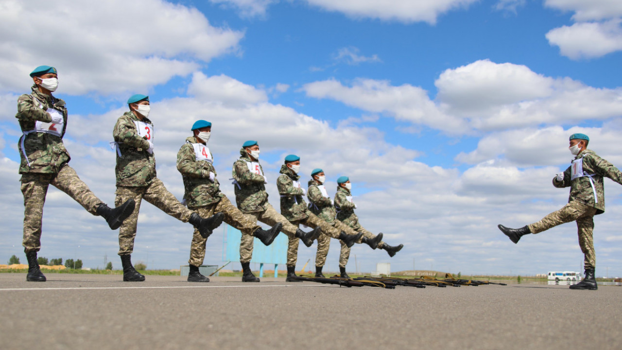 اسكەريلەر ەلىمىزدىڭ بىرقاتار وڭىرلەرىندە دەزينفەكتسيا جۇمىستارىن باستادى