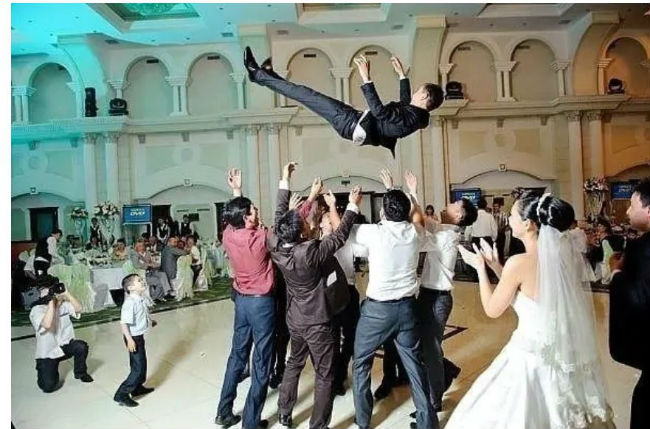 باتىس قازاقستاندا توعىز توي وتكەن