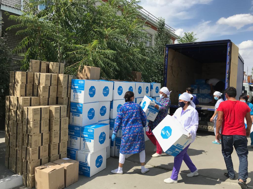 "تەڭىزشەۆرويل" اتىراۋعا 1 ملرد تەڭگەنىڭ ءدارى-دارمەگى مەن قورعانىش قۇرالدارىن اكەلدى