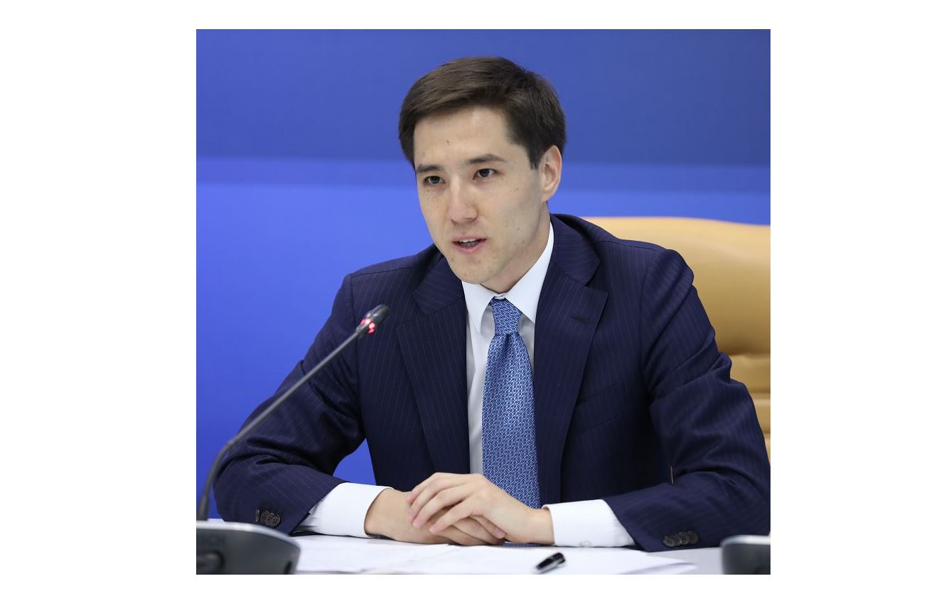 شوعىردا شوقتىعى بيىك