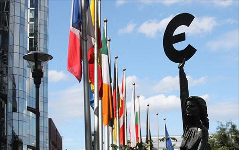 ەۋروپالىق بانكتەر بەلدى بەكەم بۋىپ وتىر