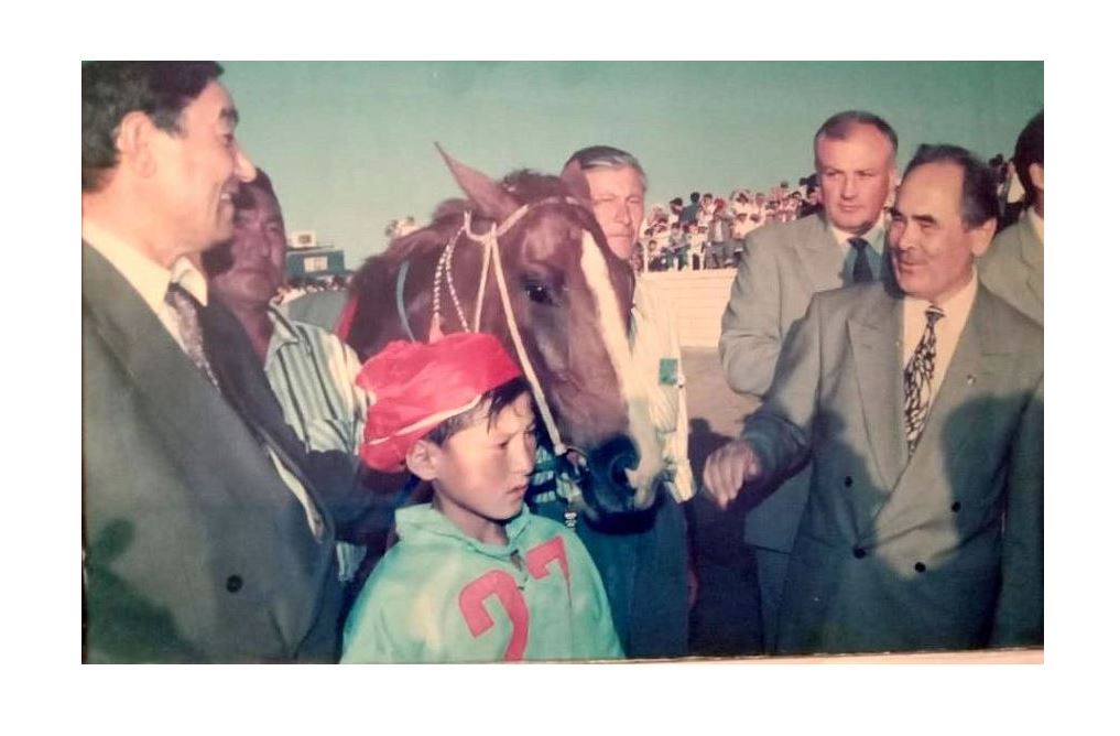 «ىزعار» بايگە العان كۇن