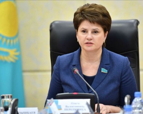 بۇرىنعى سەناتور قايتا سايلاندى