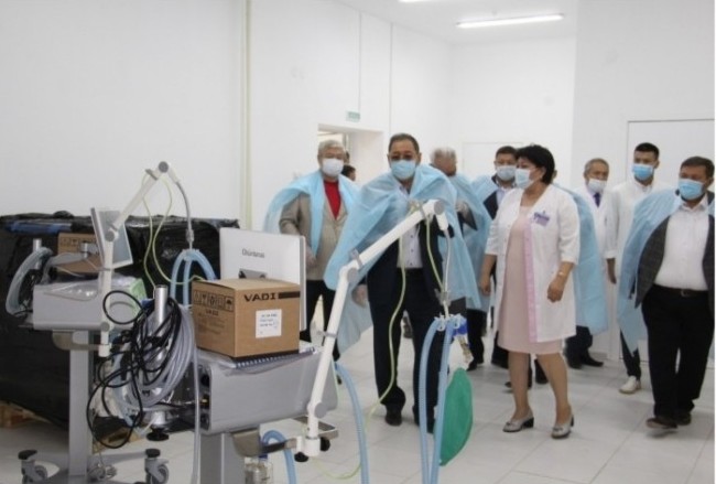 سەنات دەپۋتاتى اتىراۋ وبلىسىنىڭ قۇرمانعازى اۋدانىنا باردى