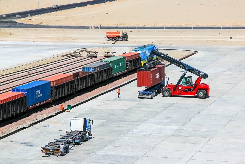 اۋىر جۇك تاسىمالىمەن اينالىساتىنداردى باقىلاۋ كۇشەيتىلگەنى ءجون