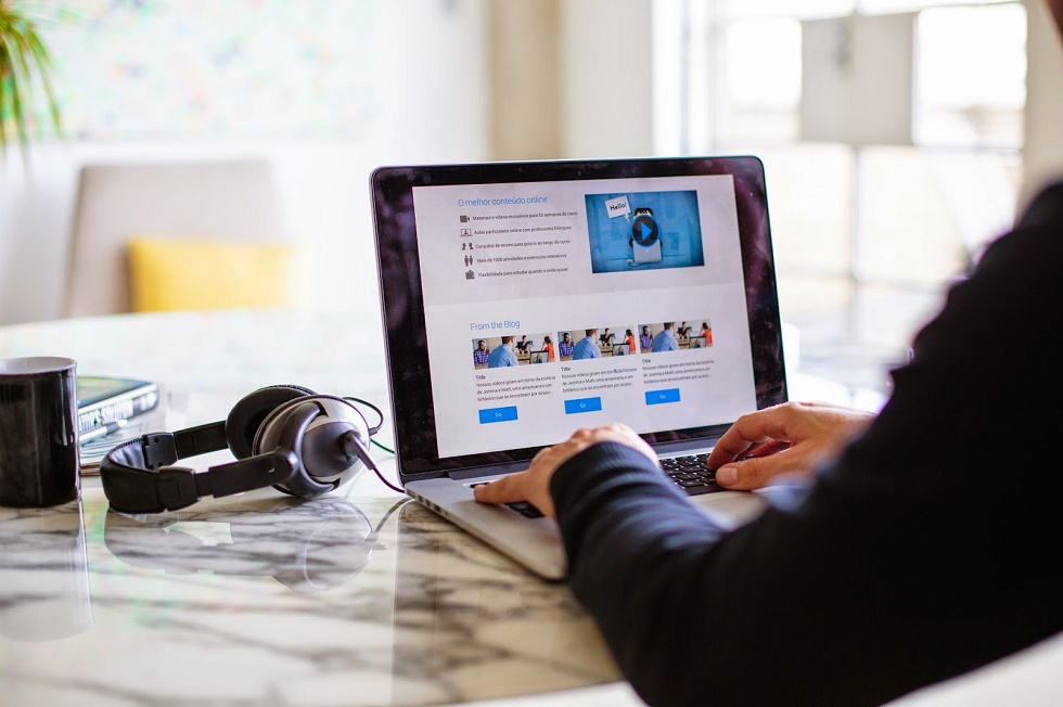 الماتىلىقتار ونلاين پسيحولوگيالىق كومەكتى تەگىن الۋدا