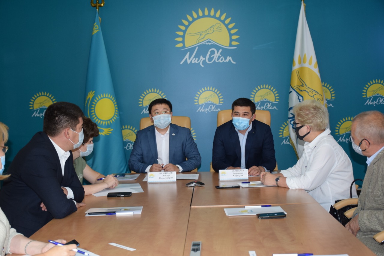 پرايمەريز: ليگا وكىلدەرى وڭىرلەردى ارالاپ ءجۇر